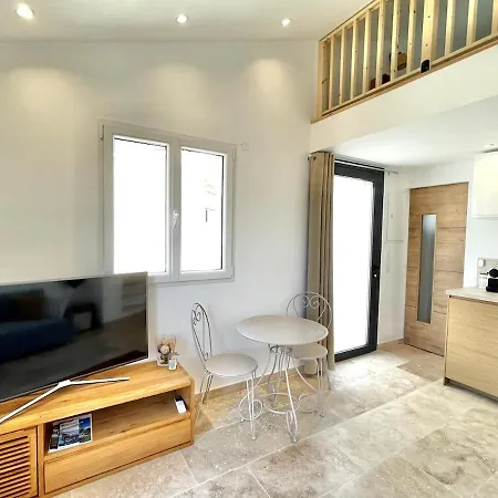 Duplex Independant Dans Avec Jacuzzi Et Piscine