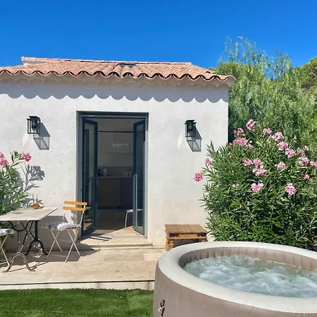 Duplex Independant Dans Avec Jacuzzi Et Piscine *