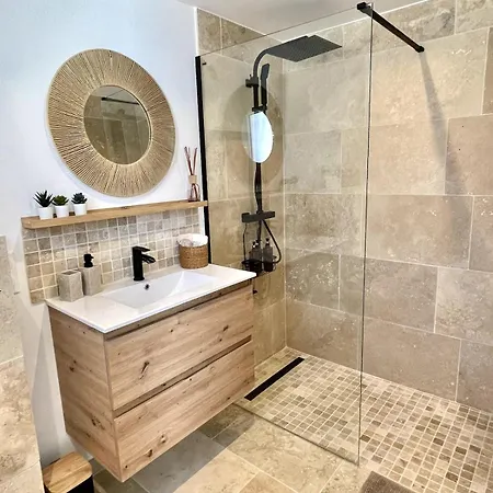 Duplex Independant Dans Avec Jacuzzi Et Piscine