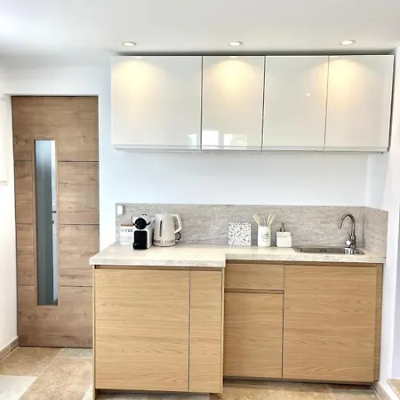 Duplex Independant Dans Avec Jacuzzi Et Piscine